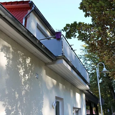 Anker & Leuchtturm Ferienwohnungen: Steinhude Scheunenviertel Retreat Exterior photo
