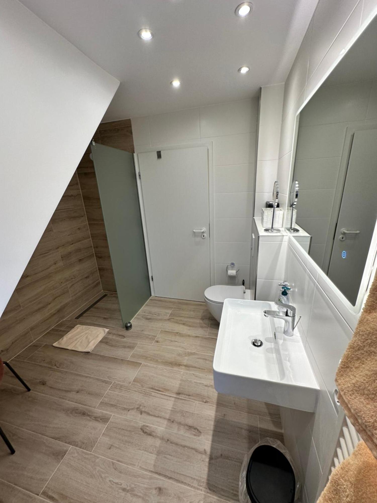 Anker & Leuchtturm Ferienwohnungen: Scheunenviertel Retreat